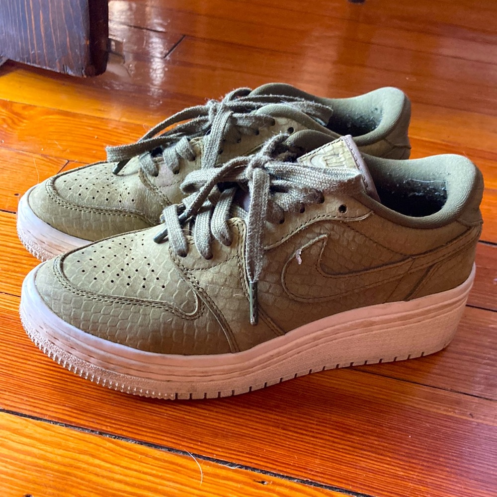 Nike Air Jordan- platform green snake pattern